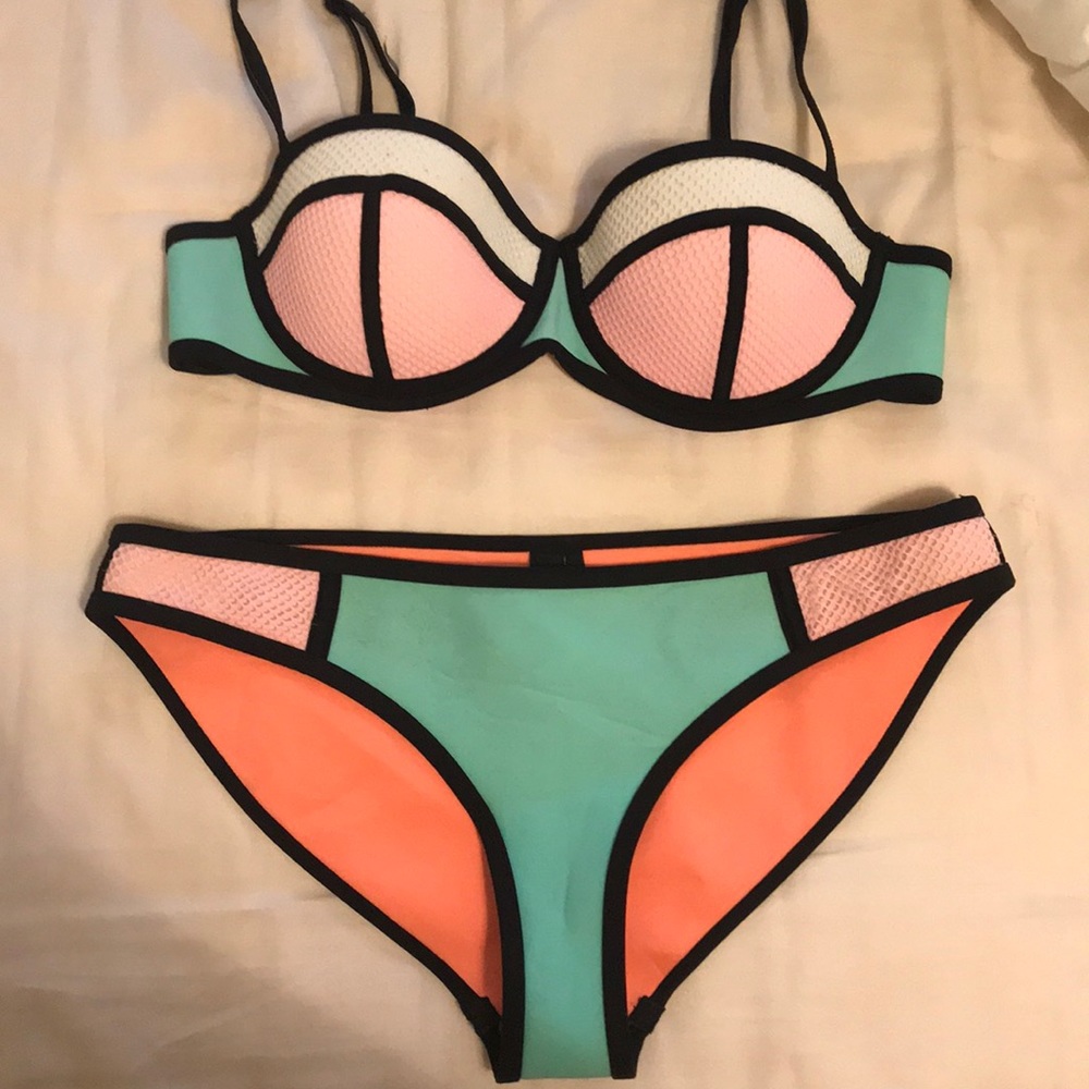 Triangl Bikini